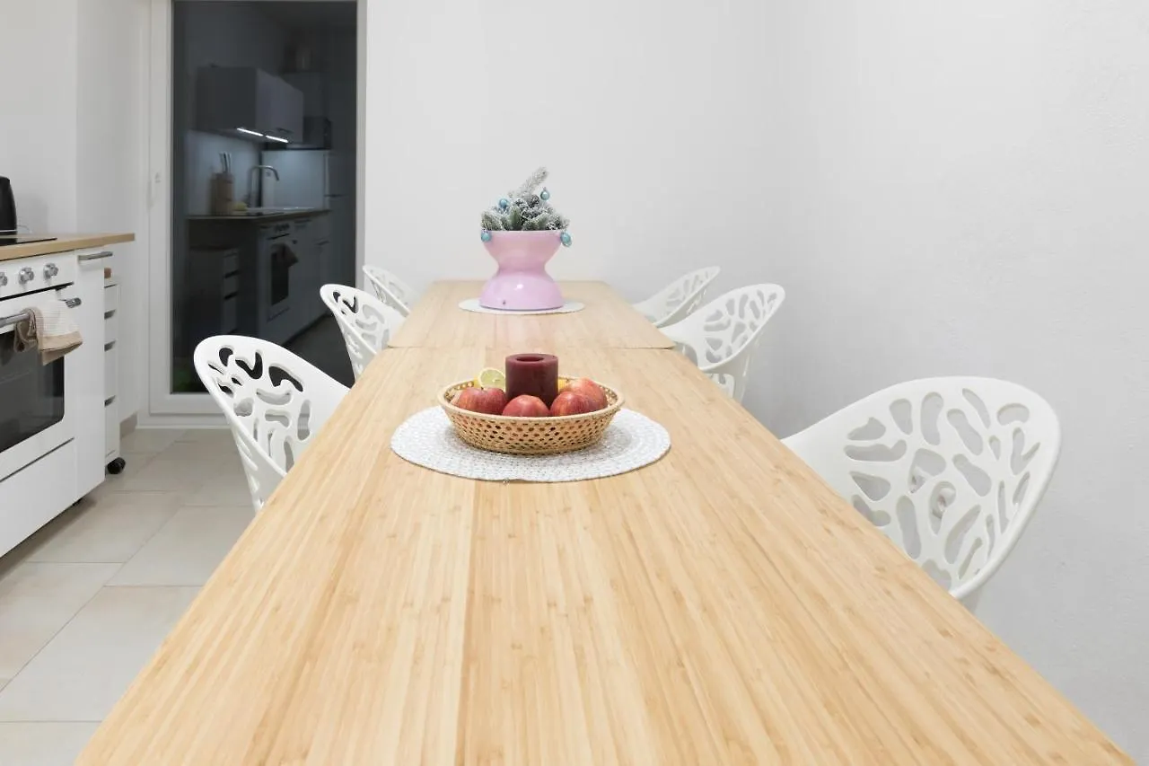 Yeshello Belvedere Apartment Vienna 0*,  Austria